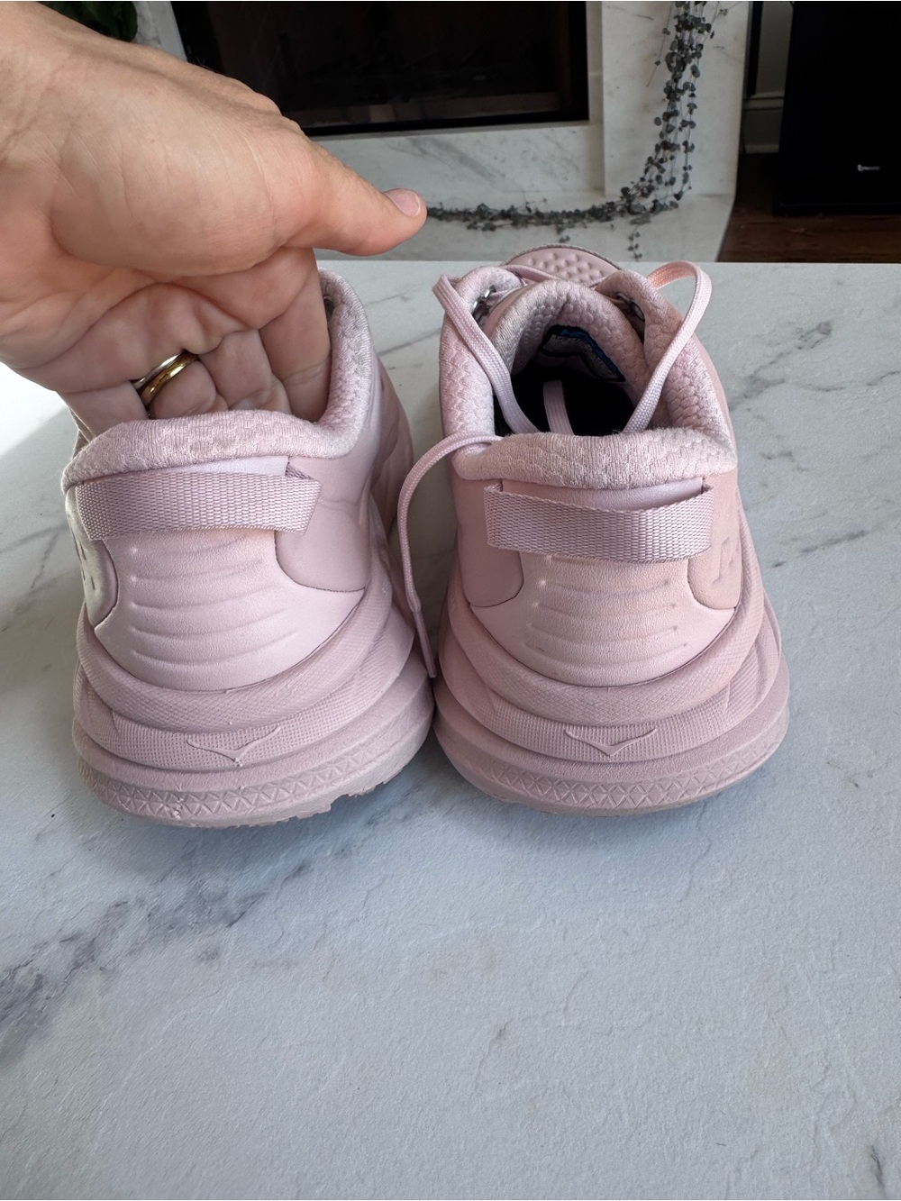 HOKA Bondi SR Women's Pink Cushion Professional Nurse sneakers Shoes EUC Size 9 - Picture 3 of 7